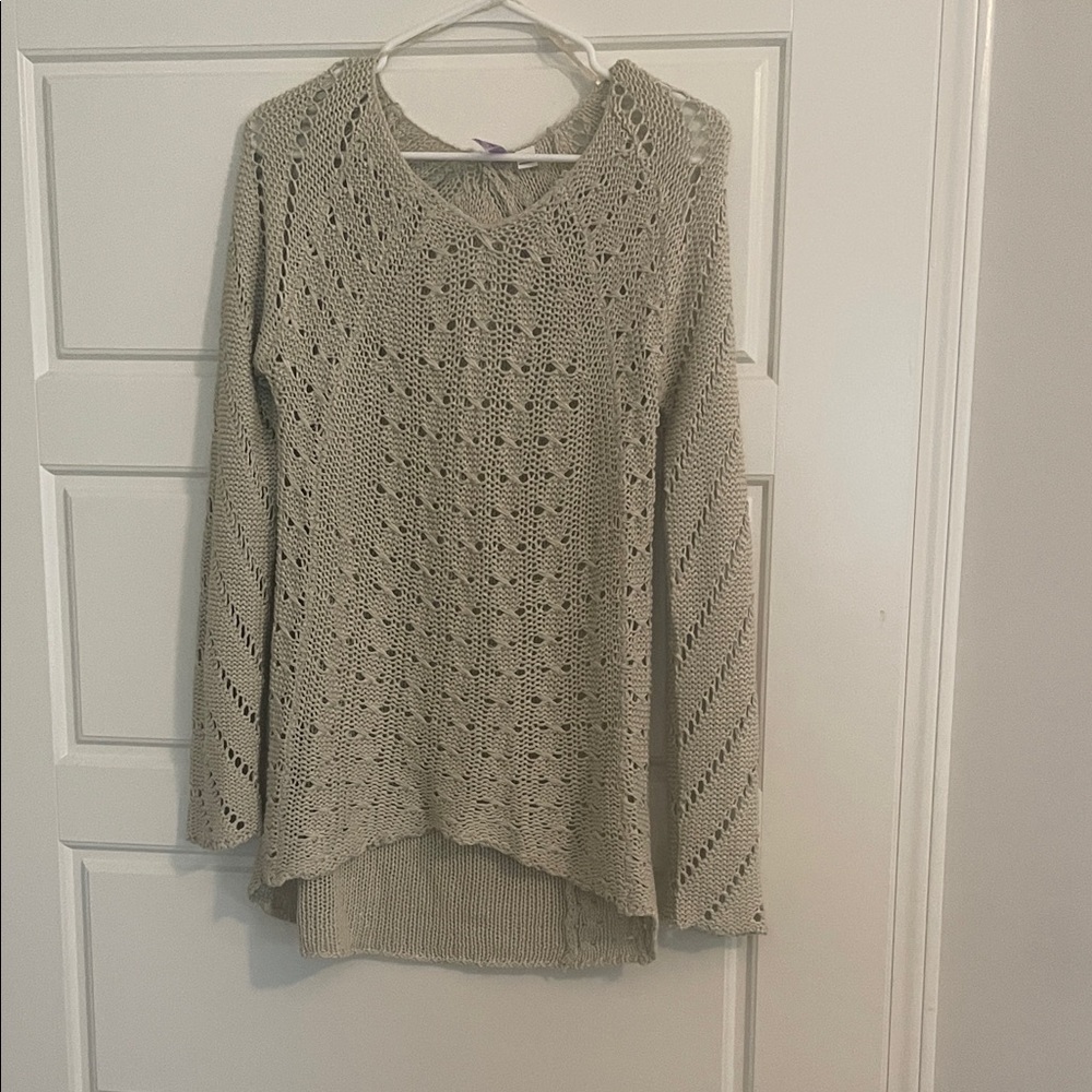 Elegant Beige Knit Sweater